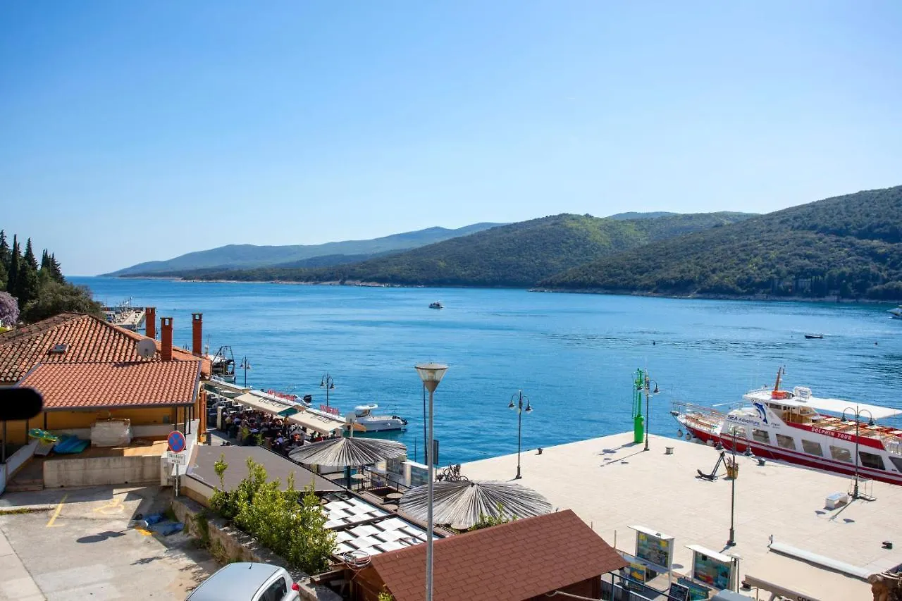 Guest house App Lori Hotel Rabac