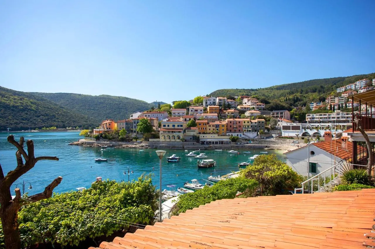 App Lori Hotel Rabac Croatia